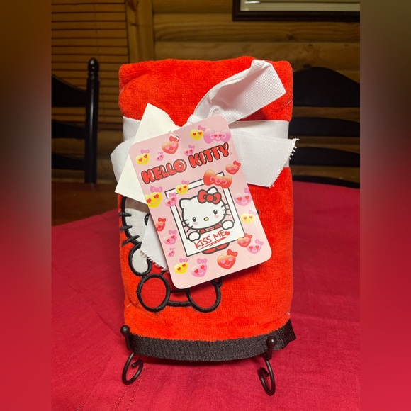 Hello Kitty Hand Towel Set - Picture 3 of 3